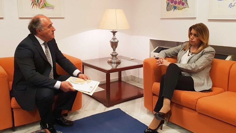 Una imagen del encuentro entre la presidenta andaluza y el alcalde de Algeciras