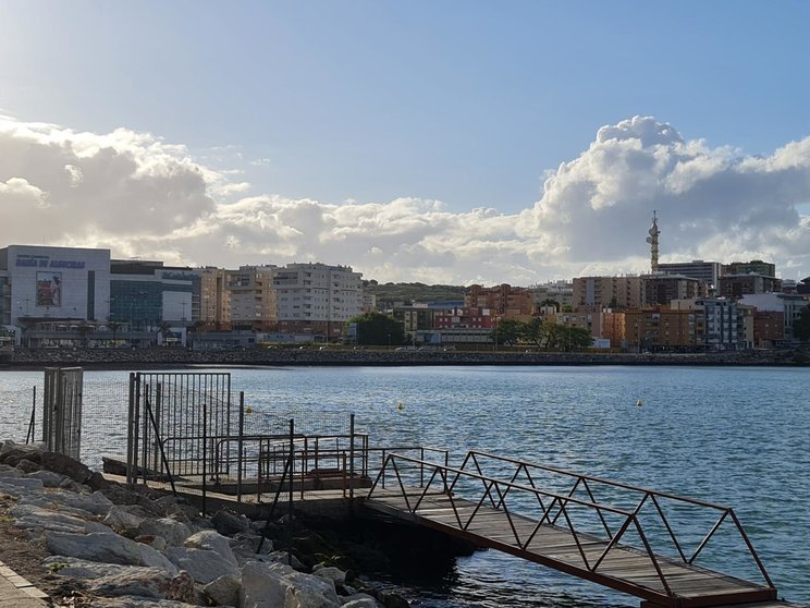 Paseo Corte Inglés.Lago Marítimo.Algeciras