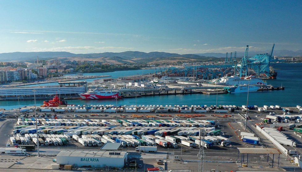 Puerto Algeciras. Terminal Transporte Pesado