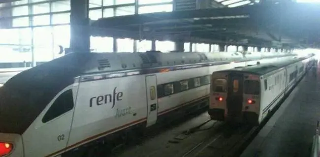 El Altaria Madrid-Algeciras, en la estaci&oacute;n de Atocha