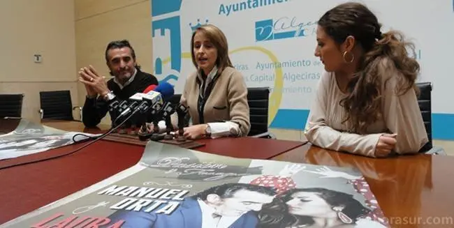 Orta y Laura Gallego, junto a Pilar Pintor en la presentaci&oacute;n