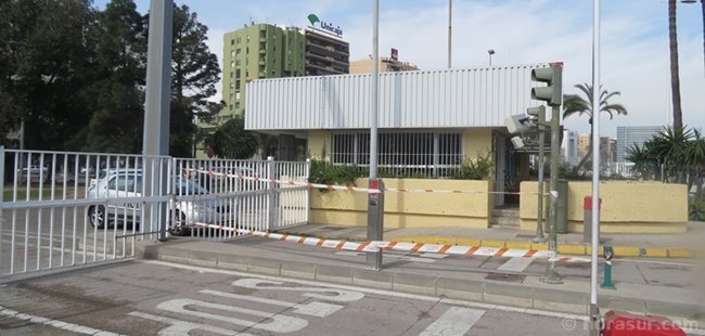 Puerta Acceso Central, Feb2013