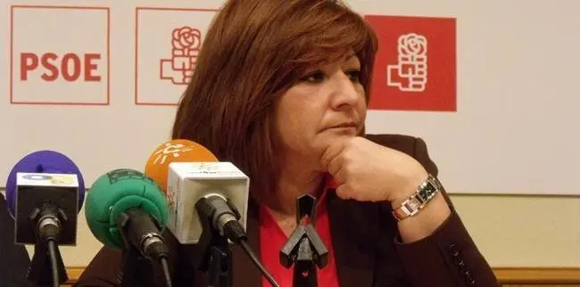 Angelines Ortiz, con cara de preocupaci&oacute;n