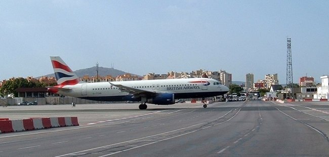 Gibraltar_Airport_plane_taking_off