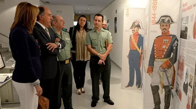cajasur exposicion _historia de la guardia civil_
