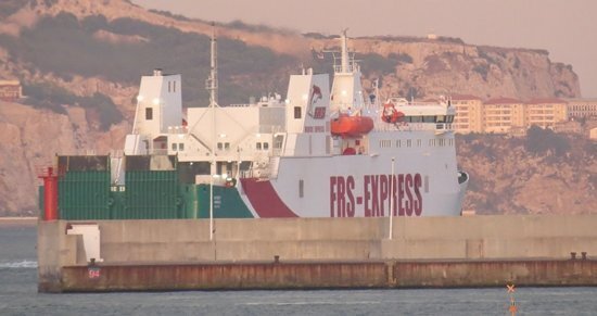 Barco FRS Puerto Algeciras