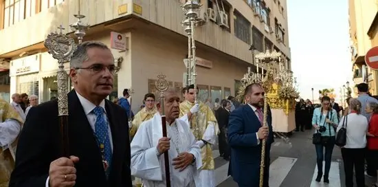 procesi&oacute;n virgen de europa