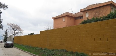 Muro exterior IES Bahia Algeciras, 2013