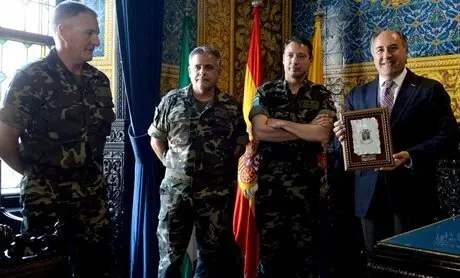ALCALDIA REUNION CORONEL JEFE ACUARTELAMIENTO ADALIDES