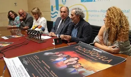 RUEDA TEATRO RADIONOVELA DE PEPE CHAMIZO Y JUAN CARLOS GALIANA