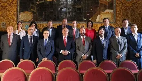 AGENTES DE LA PROPIEDAD INMOBILIARIA