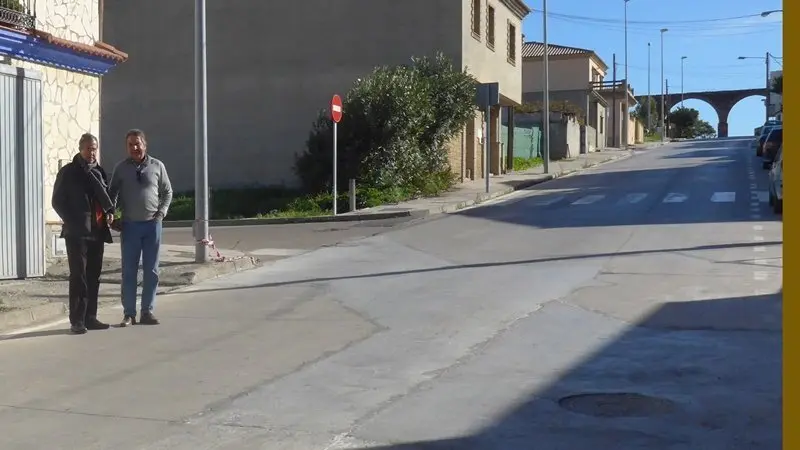 Calle Maestra Mar&iacute;a Luisa en la barriada del Cobre
