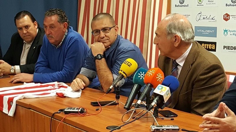 David Guti presentado como nuevo entrenador del Algeciras