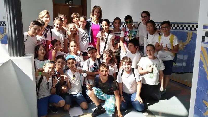 VISITAS ESCOLARES EDIFICIO GPV -1-