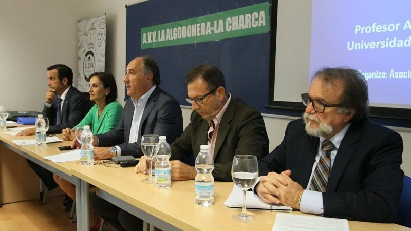 INAUGURACION JORNADAS JURIDICAS AVV ALGODONERA Y CHARCA (1)