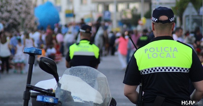 Policía Local durante la Cabalgata de Feria