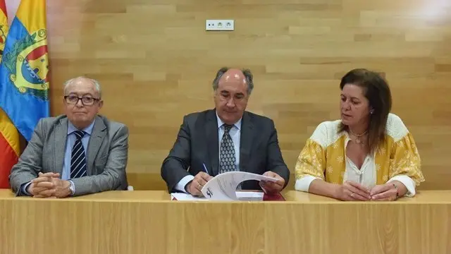 FIRMA CONVENIO APYMEAL