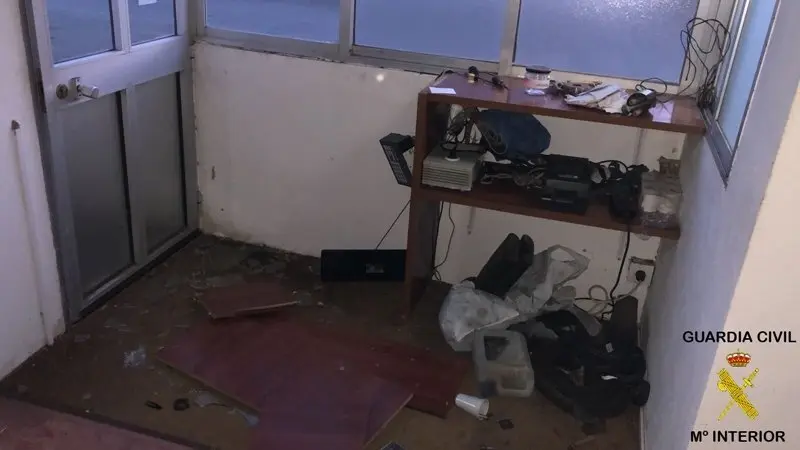 Estado de una de las instalaciones afectadas por estos actos delictivos