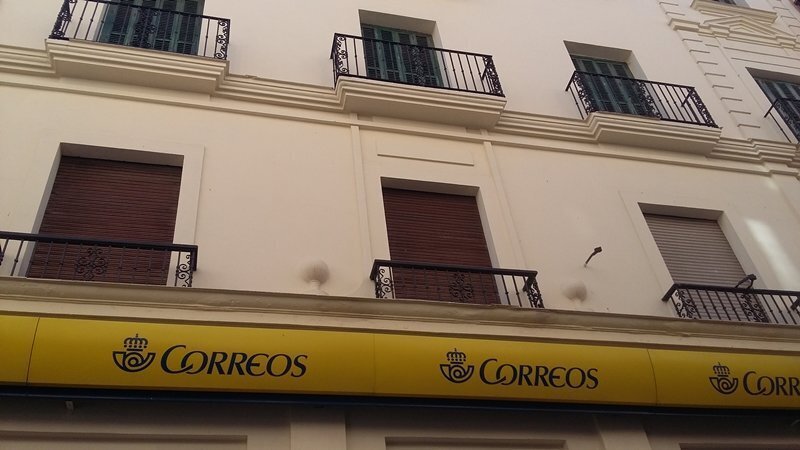 Edificio de Correos en el centro de Algeciras
