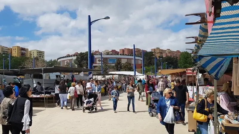 El Parque Feria un martes de mercadillo