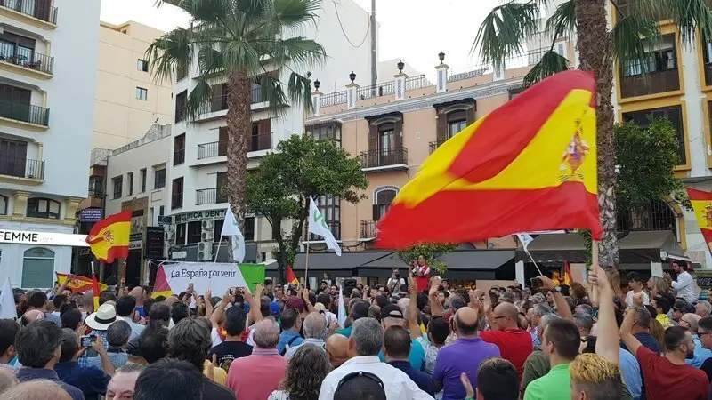 VOX ha logrado reunir a casi 300 personas en la Plaza Alta