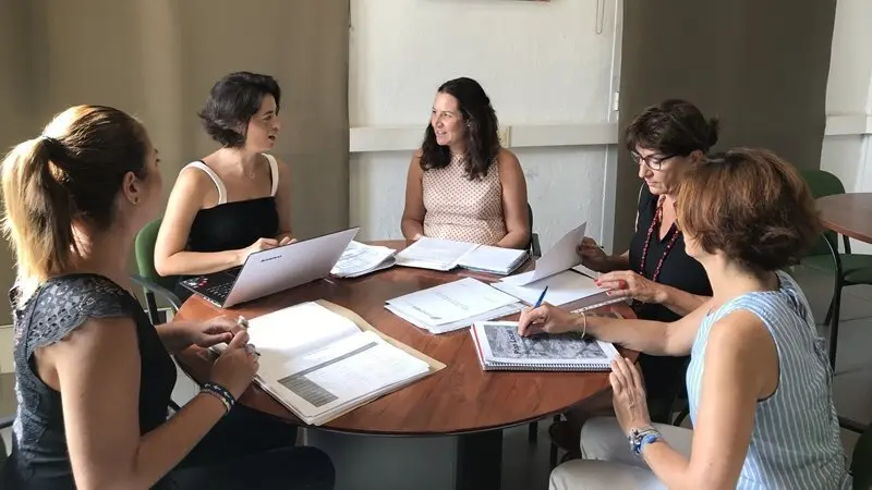 Un instante de la reuni&oacute;n de trabajo para las ZNTS