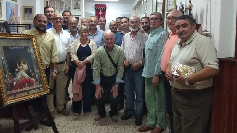 Imagen de la reunión de miembros del PSOE con el Consejo Local