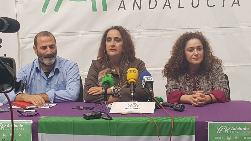 Sánchez, Aguilera y Nieto en la rueda de prensa de presentación de la candidatura en Algeciras