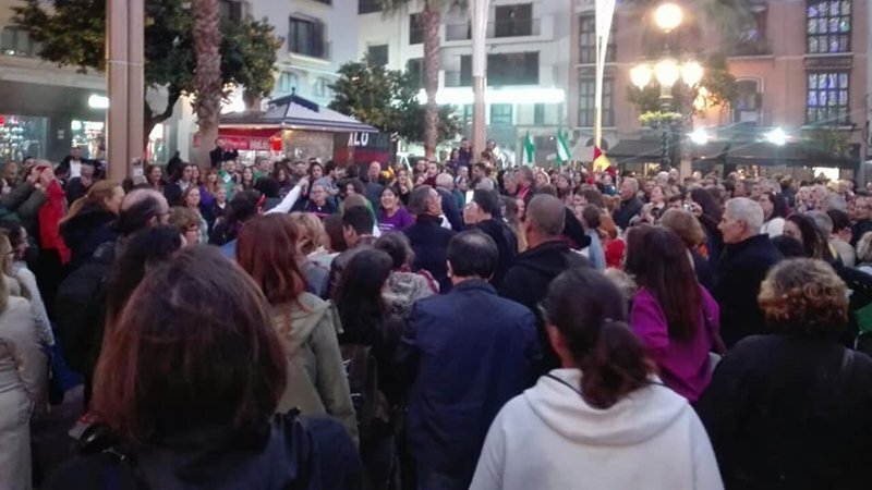 Un instante de la protesta de la ultra izquierda en Algeciras