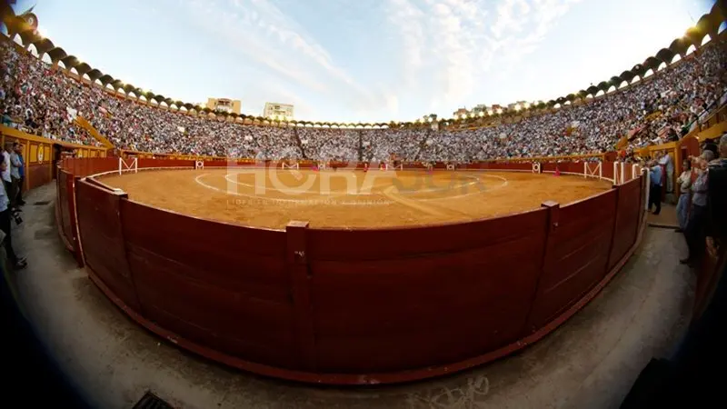 Plaza Llena Morante Roca Rey El Juli Algeciras Toros 28062018 (26)