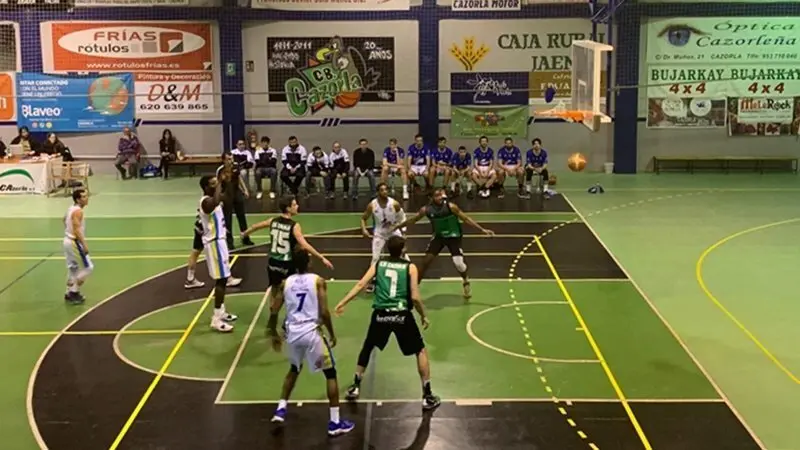 Un instante del encuentro jugado en Ja&eacute;n