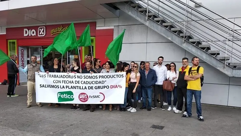 Protestas de trabajadores a las puertas de D&iacute;a