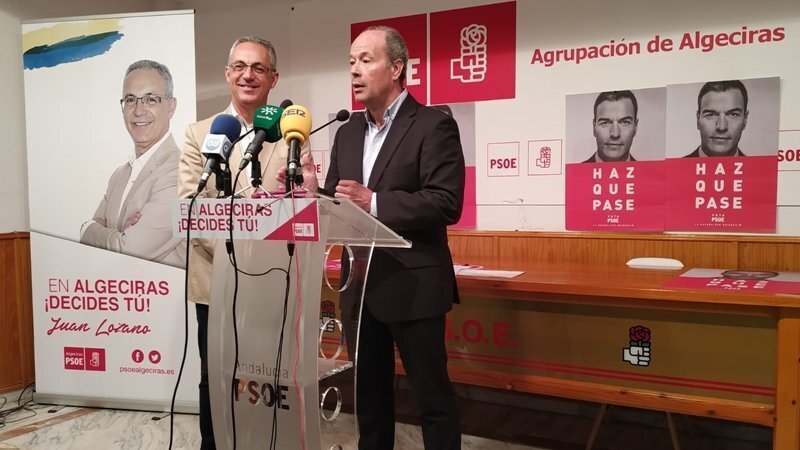 Lozano y Campo en la rueda de prensa que han ofrecido en la sede local del PSOE