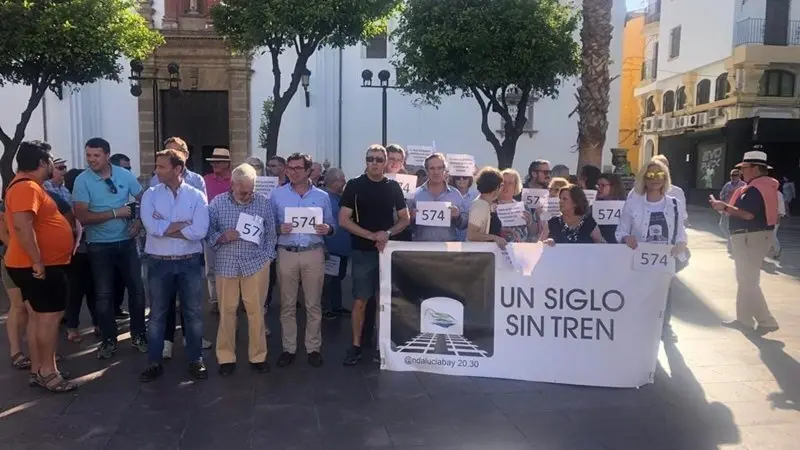 Una de las &uacute;ltimas concentraciones de Andaluc&iacute;a Bay en la Plaza Alta
