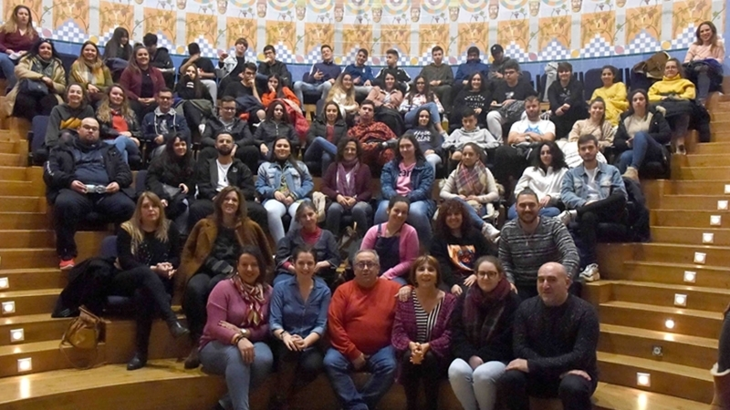 ACTO CON BARRIO VIVO