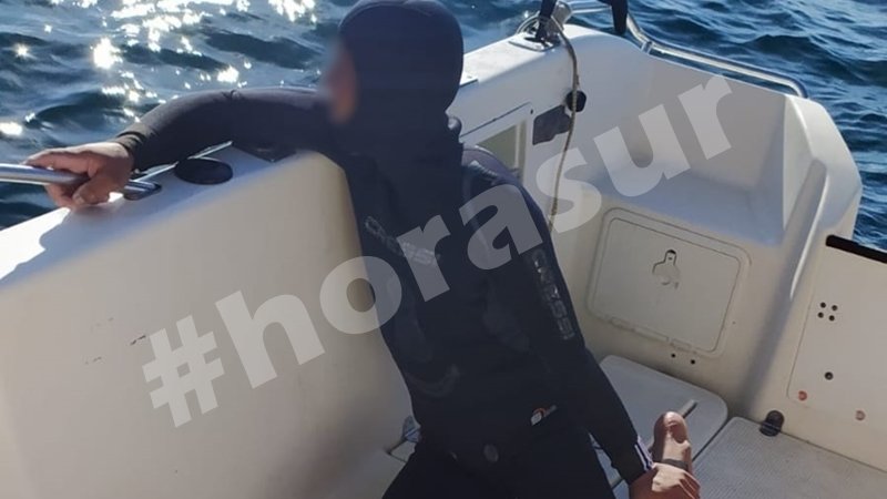 Inmigrante ilegal rescatado en alta mar1