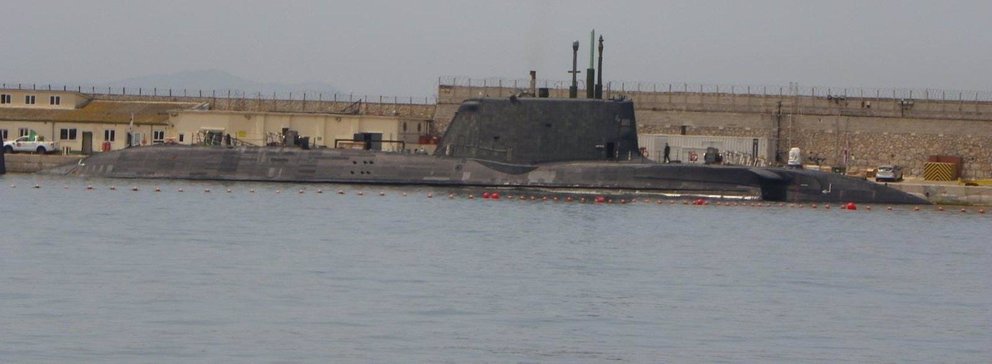 El submarino 'HMS Artful' en Gibraltar