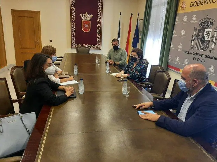 reuni&oacute;n de la delegaci&oacute;n del gobierno y ree