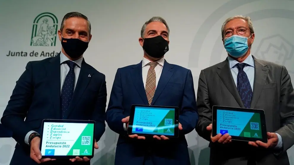 Los nuevos presupuestos de la Junta se presentaron ayer en una rueda de prensa