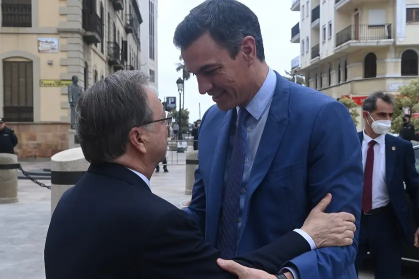 Vivas y S&aacute;nchez