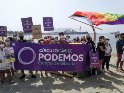 Representantes de Podemos en una manifestación