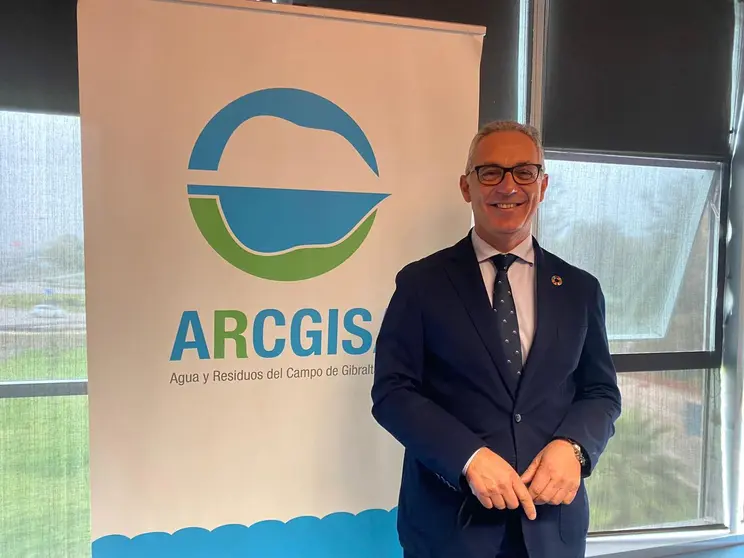 El presidente de Mancomunidad, Juan Lozano, en la sede de Arcgisa