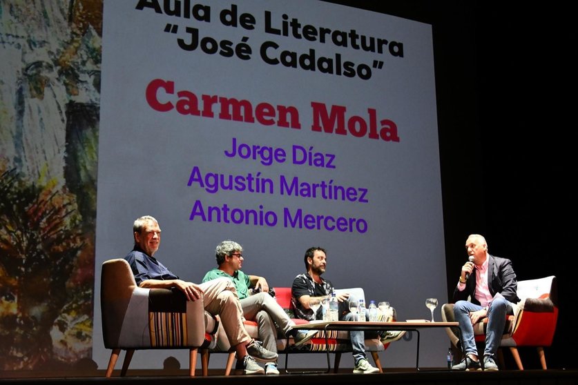 Aula literatura Carmen Mola