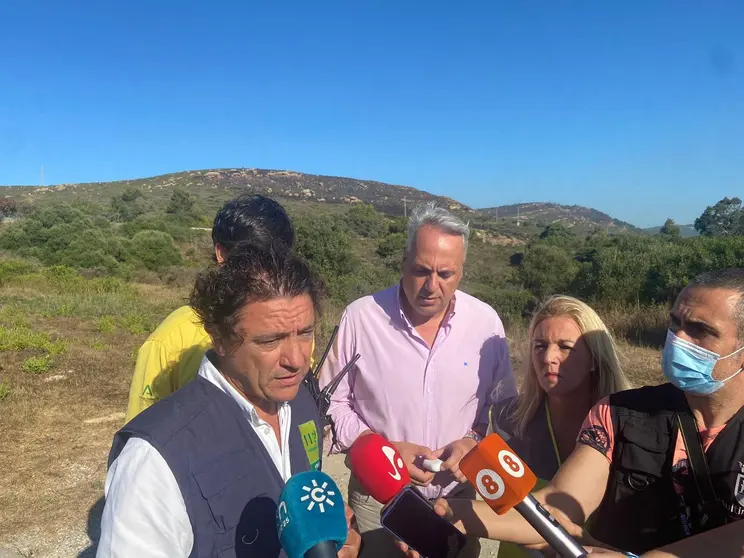 Comparecencia ante los medios por el incendio de Sierra del Arca