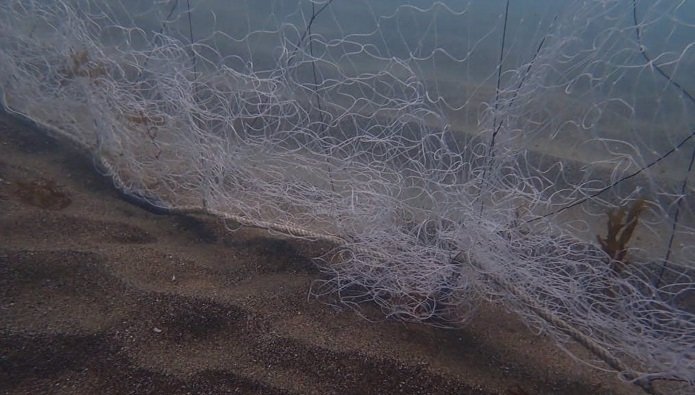 Redes en el fondo del mar