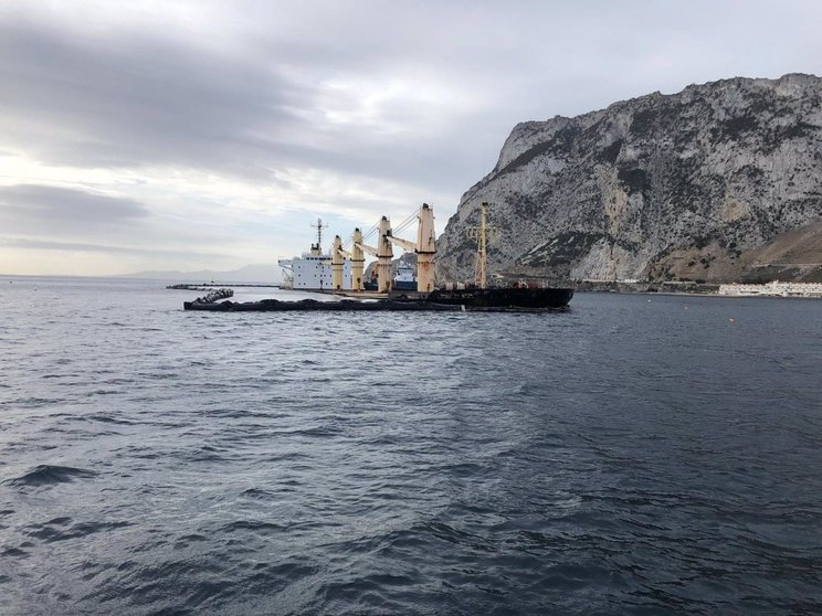 Buque OS35, hundido en aguas de Gibraltar - CAPITANÍA DE GIBRALTAR