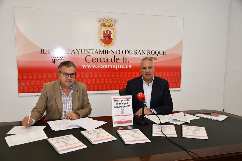 Ángel Gavino y Juan Carlos Ruiz Boix, con los presupuestos 2023