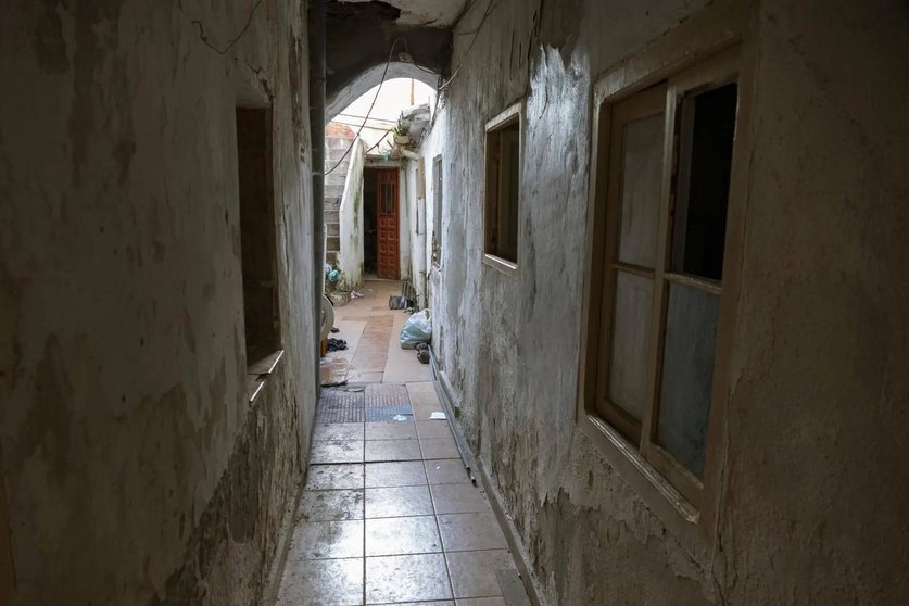 Interior de la vivienda en la que Kanjaa vivía de okupa junto a otras personas