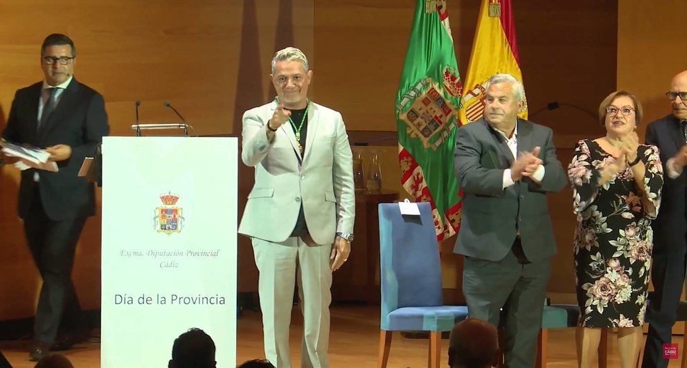 Alejandro Sanz, ovacionado al recibir el reconocimiento como Hijo Predilecto de la provincia de Cádiz
