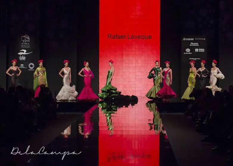 Desfile de Rafael Leveque